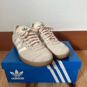 Adidas Gazelle - Women's Size 8